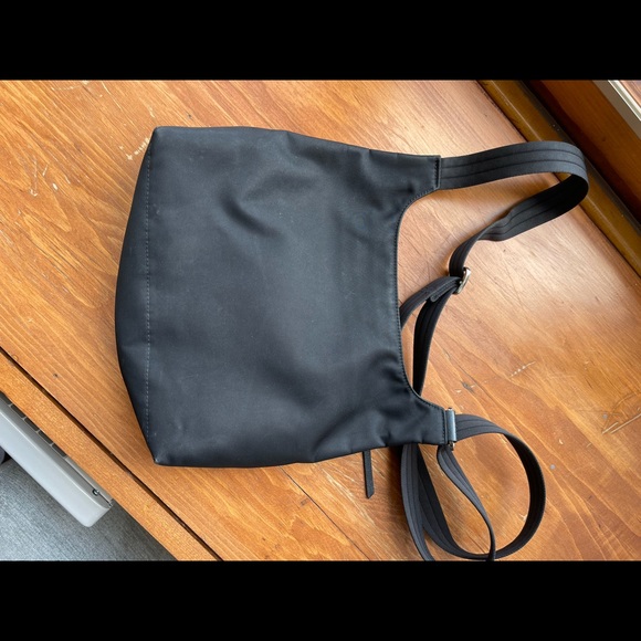 purse - Picture 2 of 7